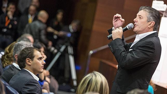 Ciutadans arranca en Alicante repleto de desahuciados del PP