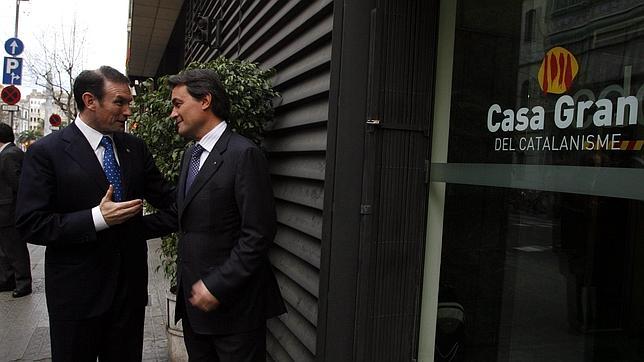 Mas «huirá» de defender su consulta independentista en el Congreso