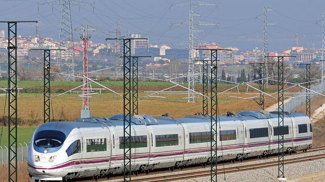 El AVE Figueres-Madrid gana un nuevo trayecto a primera hora del día