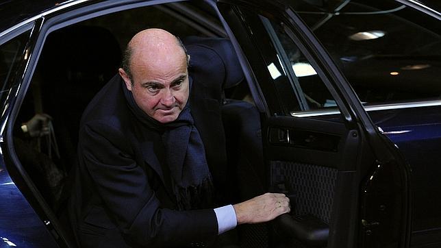 Guindos afirma que seguirán las reformas, pero «no habrá ajustes dolorosos»