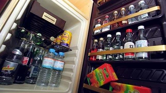 Minibar de un hotel británico
