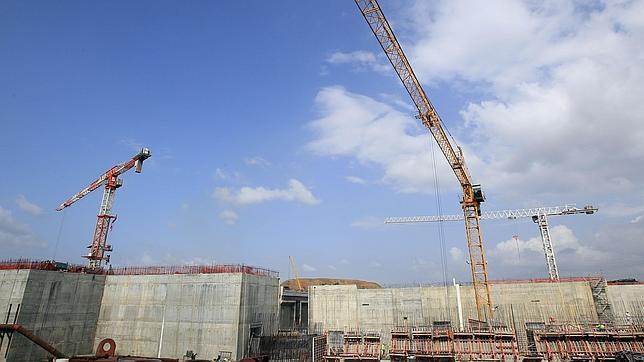 La Autoridad del Canal de Panamá sostiene que la amenaza de Sacyr no es válida legalmente