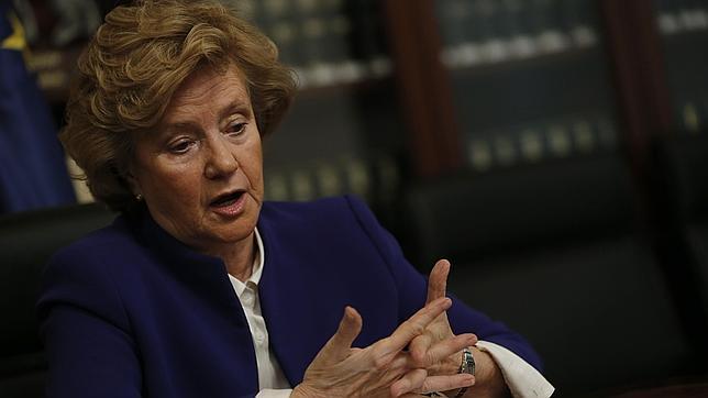 Soledad Becerril: «Se tardará tiempo en recuperar la confianza en los políticos»