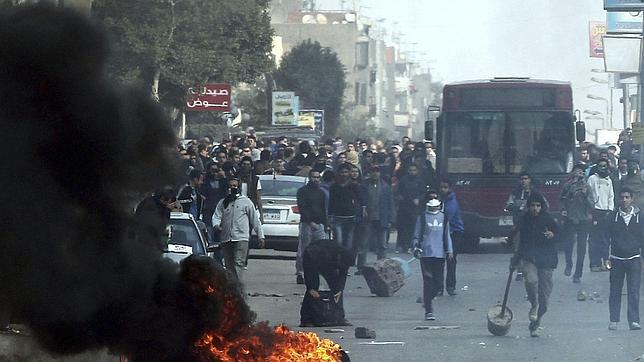 El puño de acero del régimen egipcio golpea a los revolucionarios de Tahrir
