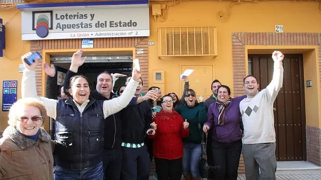 Cuarto premio de la Lotería de El Niño de 2013 en San José de la Rinconada