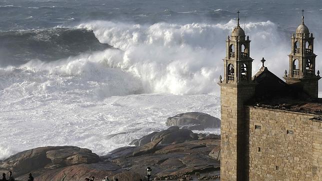 El temporal se ceba con Galicia, la Comunidad más castigada en el Día de Reyes