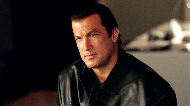 Steven Seagal estudia seguir los pasos de Schwarzenegger y dar el salto a la política