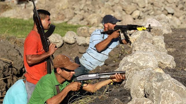 Enfrentamientos en Michoacán entre narcos y grupos de autodefensa