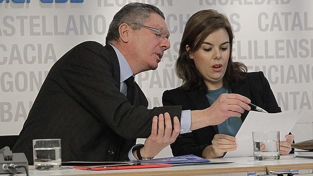 Villalobos pide a Rajoy libertad de voto en la reforma de la ley del aborto