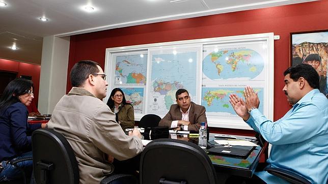 Maduro abordará con los gobernadores la criminalidad tras la muerte de Miss Venezuela