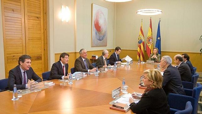 El Gobierno aragonés saca a oposición casi 3.000 plazas de funcionarios que ocultó el PSOE