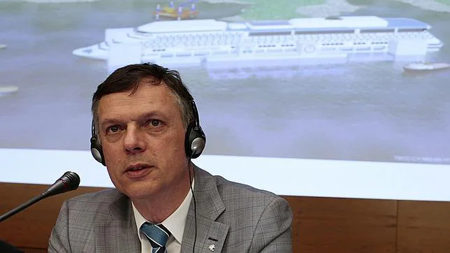 El Costa Concordia será remolcado en junio