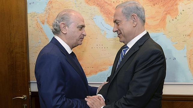 Fernández Díaz: «La política penitenciaria no va a cambiar por dos manifestaciones»