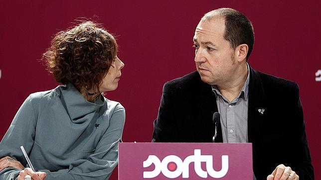 Sortu endurece su desafío: urge más el fin de la dispersión que el desarme de ETA