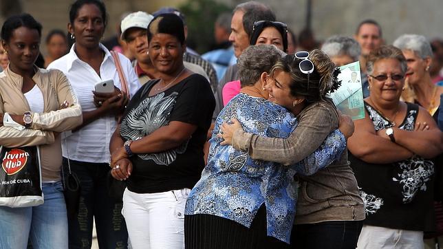 Los viajes al extranjero, inaccesibles para la mayoría de los cubanos