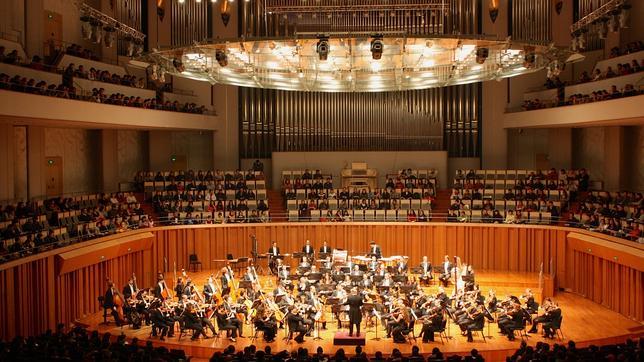 La otra cara del Palau de les Arts: su orquesta titular triunfa en China