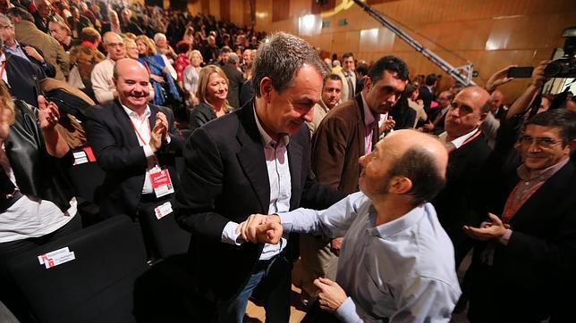 El futuro del PSOE: baile de candidatos en casa de Patxi López