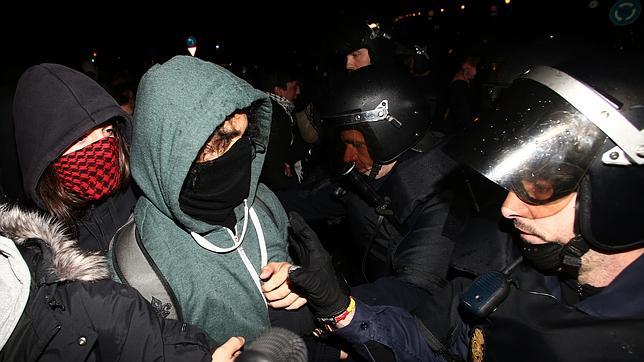 Cinco radicales son detenidos por nuevos disturbios en el centro