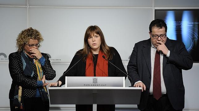 La Ejecutiva del PSC decide hoy si expulsa a los diputados que votaron la consulta