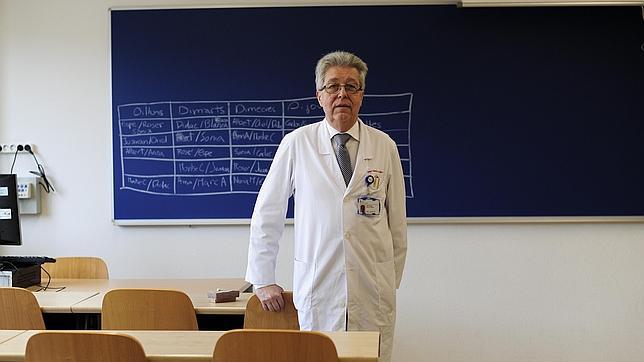 Josep Maria Lailla: «El parto vaginal siempre es la mejor opción»