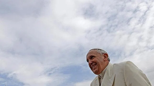 El Papa propone una «cultura del encuentro» para evitar que internet deshumanice