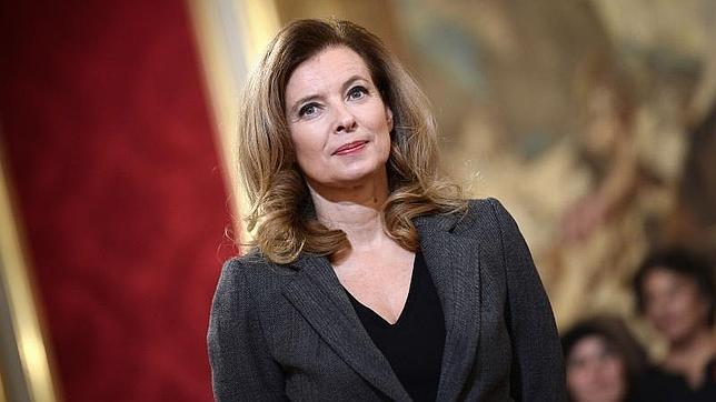 Trierweiler quiere «salir dignamente» de la situación de infidelidad de Hollande