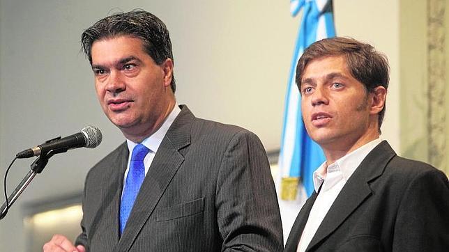 Argentina autoriza la compra de dólares por parte de particulares
