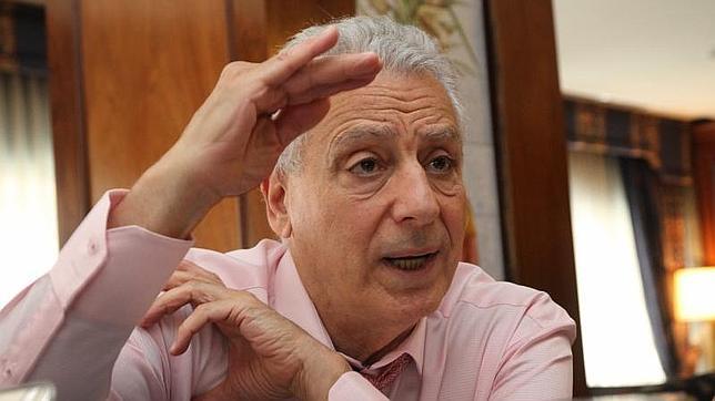 El colegio de médicos francés expulsa a Dukan, el autor de la célebre dieta