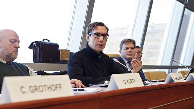 «Assange y Snowden luchan por una mayor transparencia en internet»