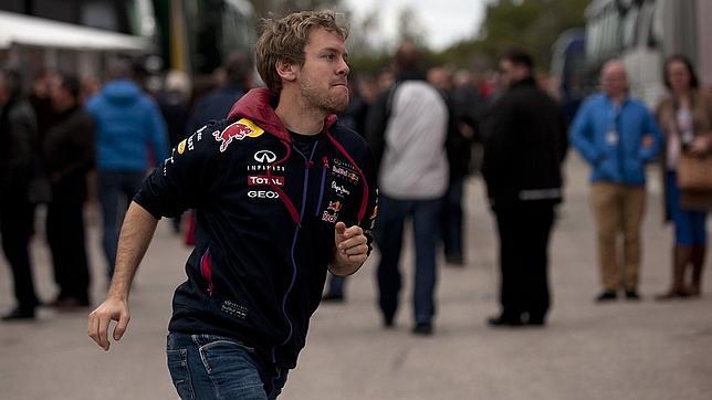 Vettel se marcha antes de tiempo y enfadado de Jerez