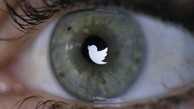 Twitter gana dinero cada vez que refrescas el «timeline»