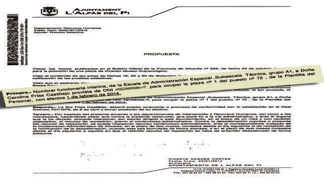 Alfaz del Pi emplea en el Ayuntamiento a la nuera de la presidenta del PSPV local