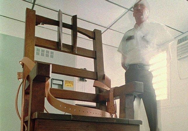 ¿Volver a la silla eléctrica o la cámara de gas?