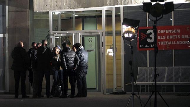 Salen los directivos de TV3 tras doce horas de encierro por una protesta laboral