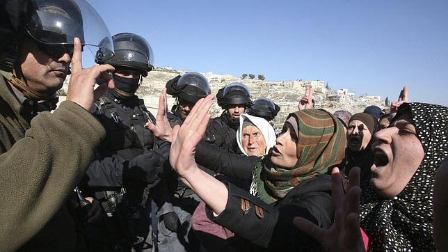 El Gobierno israelí estudiará anexionarse  los asentamientos en Cisjordania