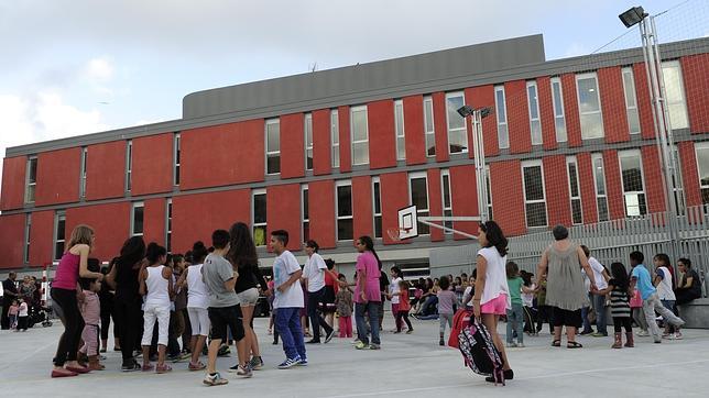 La demanda de castellano se dispara tras la sentencia que fija un mínimo del 25%