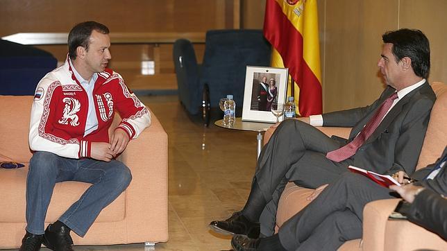 Soria se reúne con el vicepresidente de Rusia para potenciar el turismo de este país en España