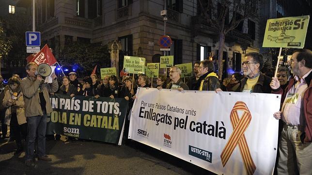 Somescola convoca una concentración ante el TSJC en defensa de la inmersión