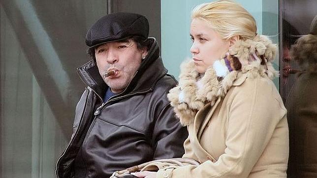 Diego Maradona será padre nuevamente con su ex, Verónica Ojeda