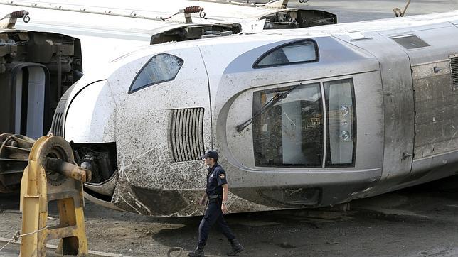 El juez acusa a Adif de «regateo de seguridad» por «motivos comerciales o productivos» en el accidente del Alvia