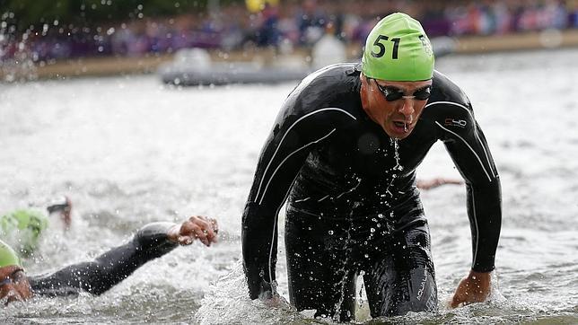 Gómez Noya estrena el año con un triunfo en Panamá