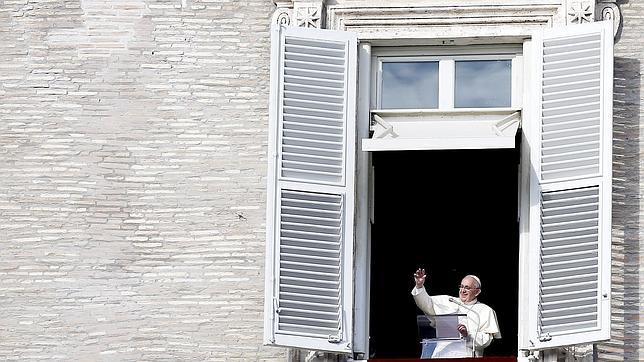 El Papa advierte que «las lenguas de serpiente, matan»