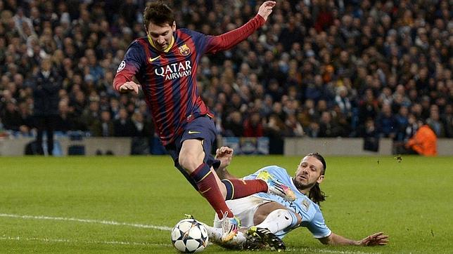El penalti de Demichelis a Messi se produjo fuera del área
