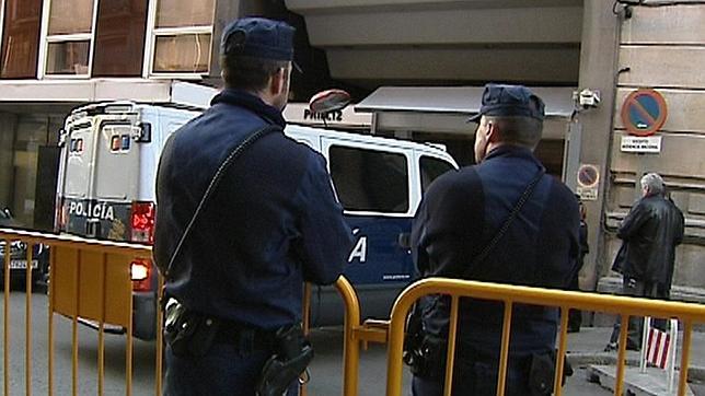 Prisión para los dos etarras Itziar Alberdi y Jesús Narváez tras 22 años de huida