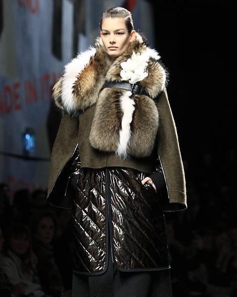 Ataque de los drones en el desfile Fendi