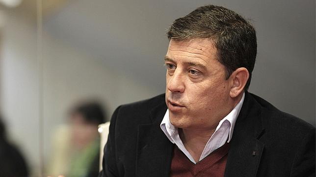 Besteiro: «Podemos admitir errores, sí, pero no podemos admitir delitos»