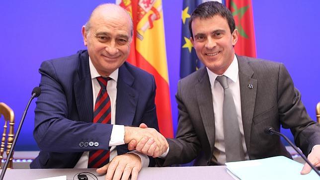 España y Francia se unen contra la farsa del desarme de ETA