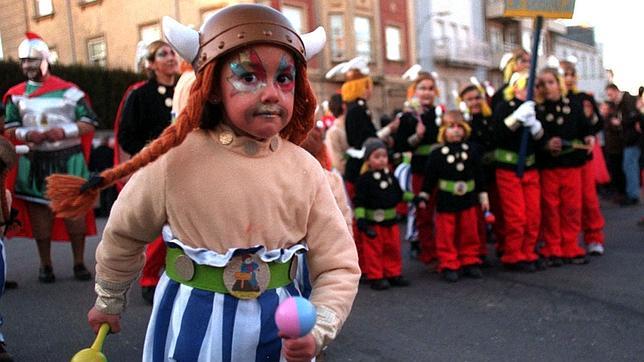El Carnaval de La Bañeza planta cara a la crisis