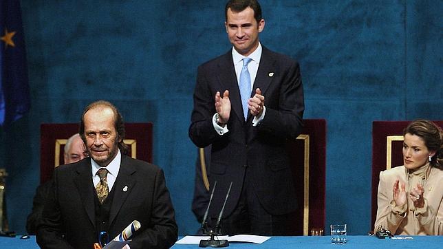 Los Reyes y los Príncipes expresan su pesar por la muerte de Paco de Lucía