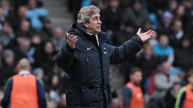 Dos partidos de sanción a Pellegrini por criticar al árbitro del Manchester City-Barça